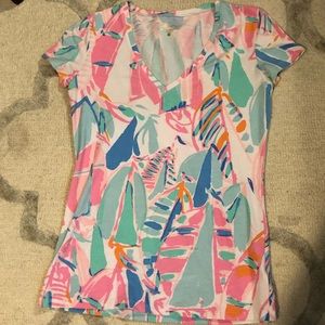 Lilly Pulitzer sailboat Vneck